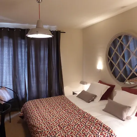 Les Bains מלון סן-ולרי-אן-קו