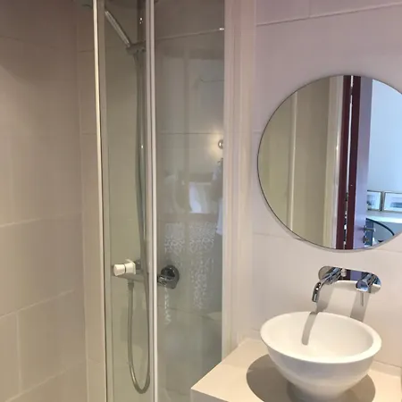 Les Bains מלון סן-ולרי-אן-קו