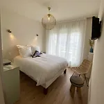 Les Bains 3*