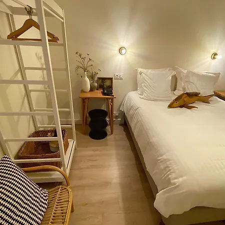호텔 Les Bains 3*