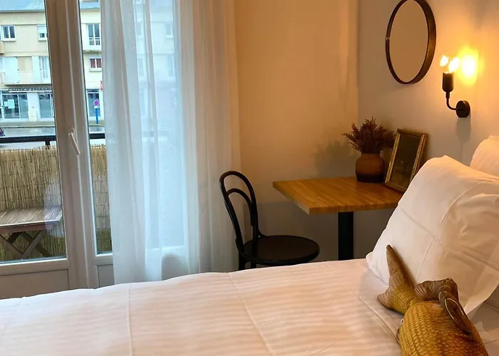 酒店 Les Bains 索姆河畔圣瓦莱里